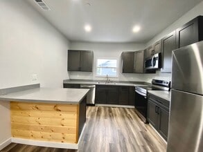 1022 Villa Way in Arcata, CA - Building Photo - Building Photo