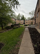 Lincoln Woods Flats in Norwood, OH - Foto de edificio - Building Photo