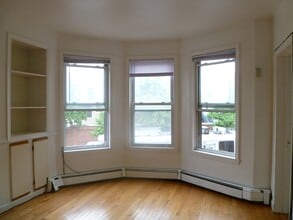 848 Huntington Ave, Unit 3 in Boston, MA - Foto de edificio - Building Photo