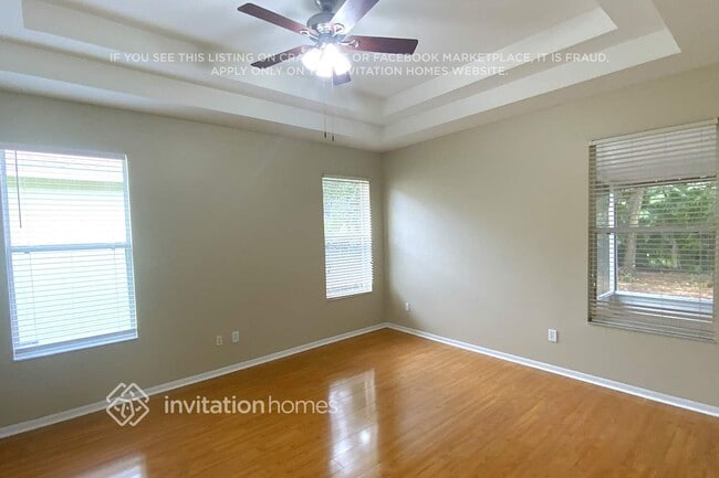 15612 Starling Water Dr in Lithia, FL - Building Photo - Building Photo