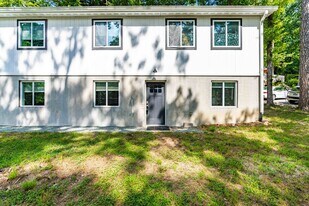 1607 Old Oxford Rd in Chapel Hill, NC - Building Photo