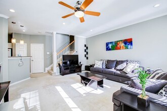 8114 Anna Ct in Falls Church, VA - Building Photo - Building Photo
