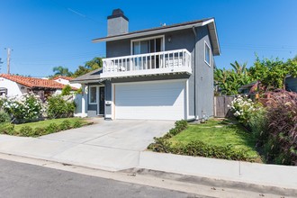 131 W Mariposa in San Clemente, CA - Building Photo - Building Photo