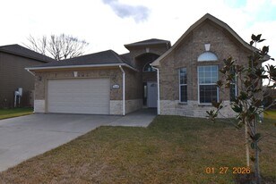 3108 Avenue D in Dickinson, TX - Building Photo