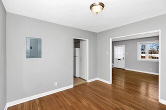 207 Windham St SE in Huntsville, AL - Building Photo - Building Photo