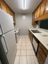 214 Candlebrook Dr in Enterprise, AL - Building Photo - Building Photo