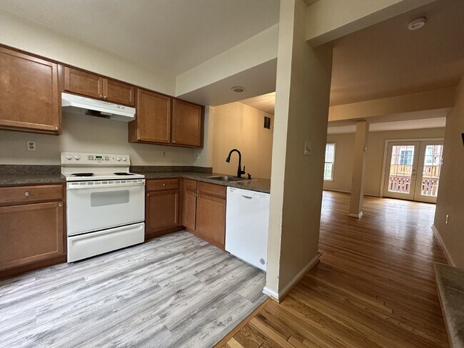 2524 S Walter Reed Dr-Unit -4 in Arlington, VA - Building Photo - Building Photo