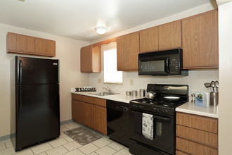 River Run Apartments in Warren, OH - Building Photo - Interior Photo