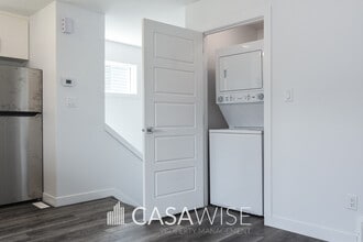 6508g-65175 175 Ave NW in Edmonton, AB - Building Photo - Building Photo