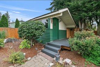 2129 139th Pl SE in Mill Creek, WA - Building Photo - Building Photo