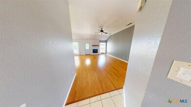 411 Tomahawk Dr in Harker Heights, TX - Foto de edificio - Building Photo