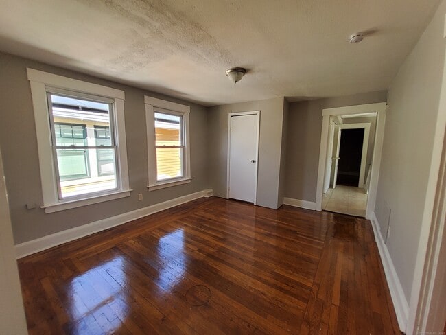 721 Winchester Ave in New Haven, CT - Building Photo - Building Photo
