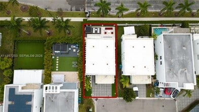 10366 NW 68th Terrace in Doral, FL - Building Photo - Building Photo
