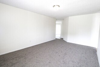 2729 Christian Dr in San Antonio, TX - Building Photo - Building Photo