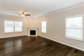 14231 Lake Crossing Dr in Charlotte, NC - Building Photo - Building Photo