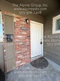 10902 NE Broadway St