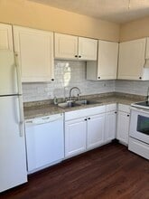 3327 Turkeyfoot Rd in Edgewood, KY - Foto de edificio - Building Photo