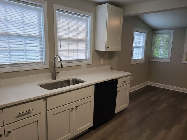4521 Keehlen Ave in Winston-Salem, NC - Building Photo - Building Photo