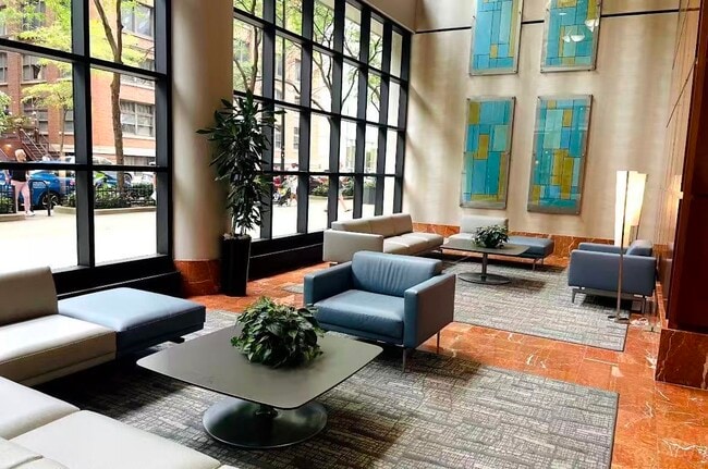 property at 211 E Ohio St