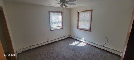 509 Kungs Way in Joliet, IL - Foto de edificio - Building Photo