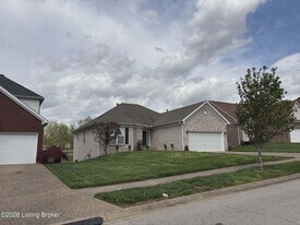 6408 Mossy Oaks Dr in Louisville, KY - Building Photo
