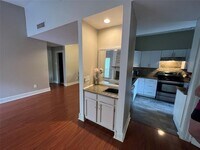 2001 Bering Dr photo'