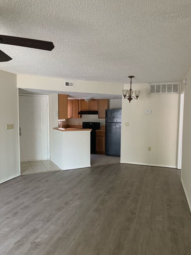 property at 1956 Lake Atriums Cir