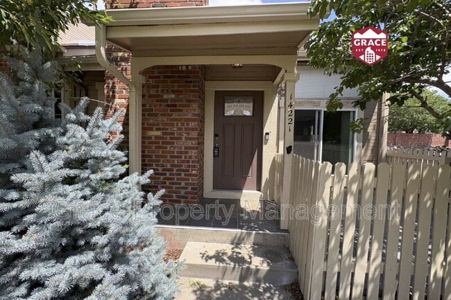property at 14221 E Radcliff Cir