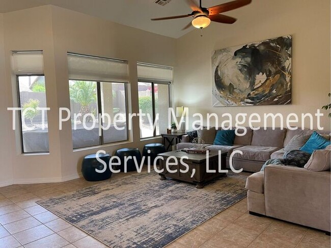 18109 W Santa Alberta Ln in Goodyear, AZ - Building Photo - Building Photo