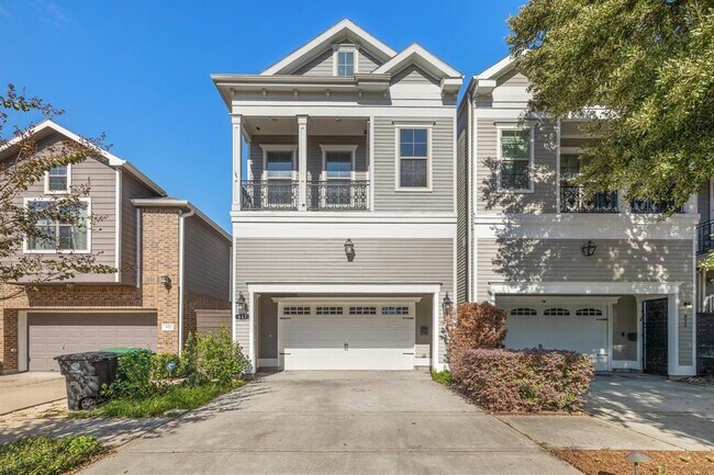827 W 17th St in Houston, TX - Foto de edificio - Building Photo