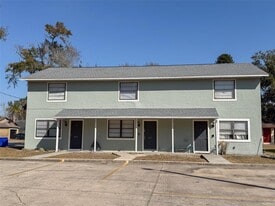 2017 N Kelley Ave in Kissimmee, FL - Building Photo