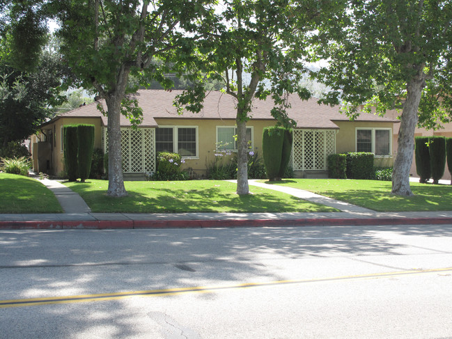 2518 Canada Blvd in Glendale, CA - Building Photo - Building Photo