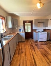 17-19 Lafountain Street, Unit 19 Lafountain Street in Burlington, VT - Building Photo - Building Photo