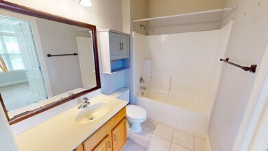 222 Park Square Pl in Matthews, NC - Building Photo - Building Photo