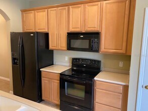 8461 Leeland Archer Blvd in Orlando, FL - Building Photo - Building Photo