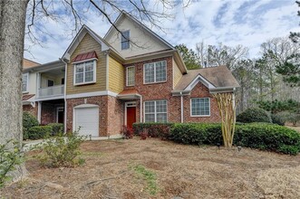 311 St Claire Dr in Alpharetta, GA - Building Photo - Building Photo