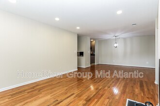 5590 Vantage Point Rd in Columbia, MD - Building Photo - Building Photo