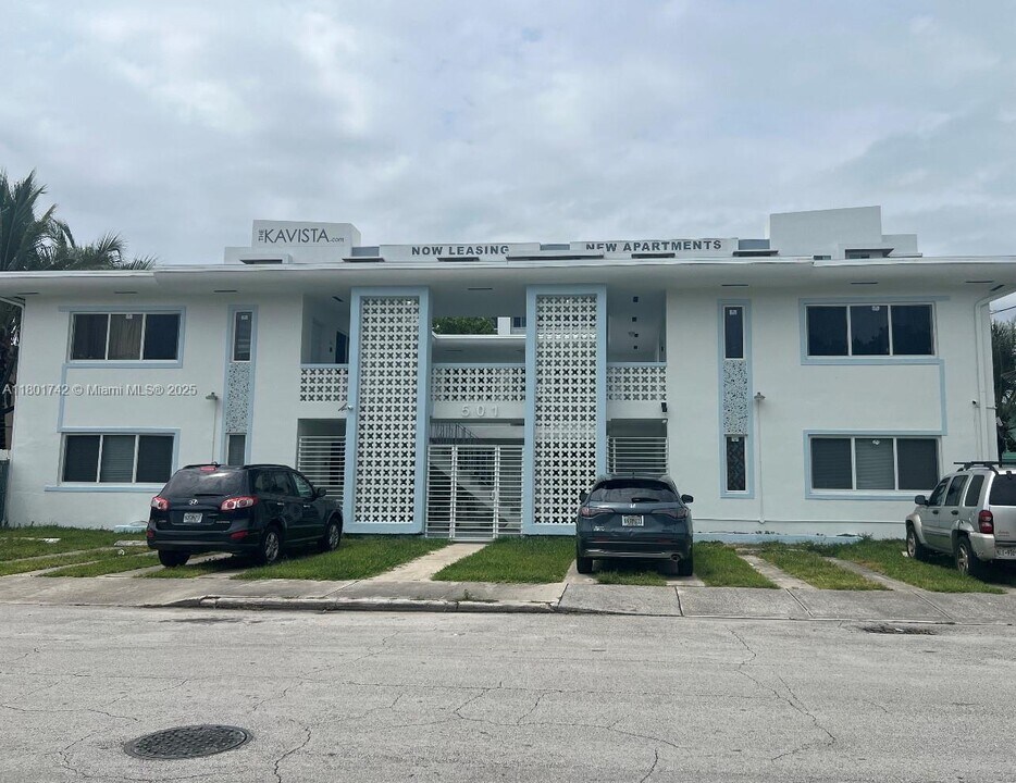 501 NE 82nd Terrace in Miami, FL - Building Photo