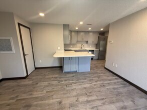 85 S Atlantic Ave, Unit 101 in Cocoa Beach, FL - Building Photo - Building Photo