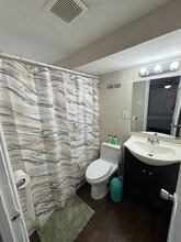 1933 S 19th St, Unit B in Abilene, TX - Foto de edificio - Building Photo