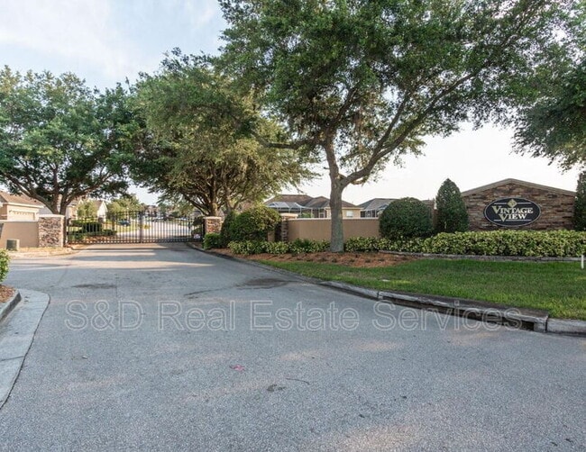 5520 Vintage View Pass in Lakeland, FL - Building Photo - Building Photo