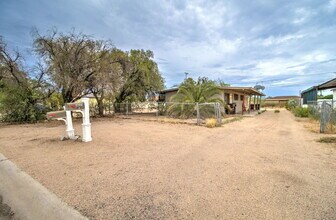 251 W Northern Ave in Coolidge, AZ - Building Photo - Building Photo