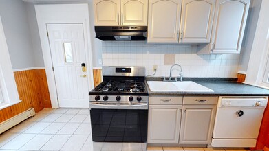 126 Lawrence St in New Haven, CT - Building Photo - Building Photo