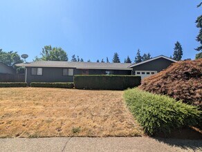 400 Kingsbury Ave in Eugene, OR - Building Photo - Building Photo