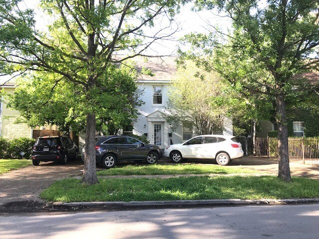 1740 Banks St in Houston, TX - Building Photo