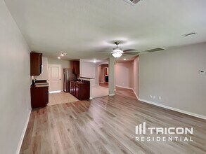 27016 Leonardo Dr in Magnolia, TX - Building Photo - Building Photo