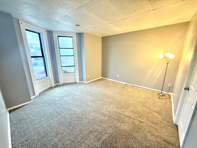 1 Russell Pl in Watervliet, NY - Building Photo - Building Photo
