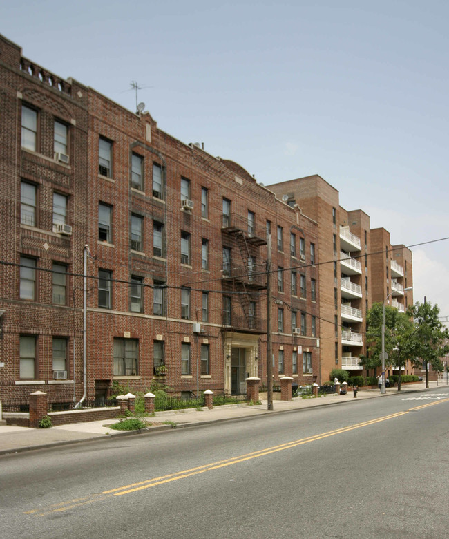 1091 Willmohr St in Brooklyn, NY - Building Photo - Building Photo