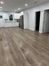 943 County St in Fall River, MA - Building Photo - Building Photo