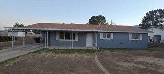 3897 W Layton St in Thatcher, AZ - Building Photo